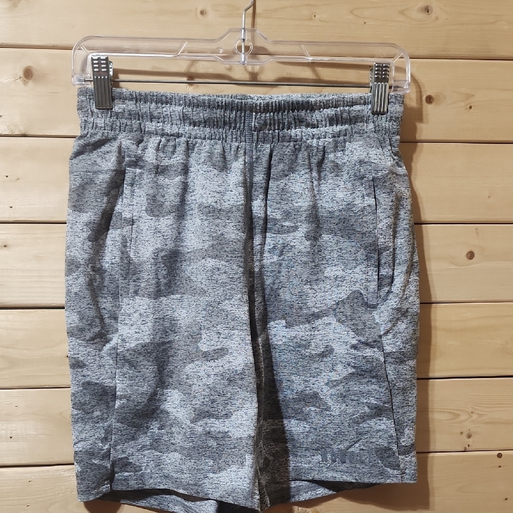 NO BULL Camo Shorts Mens Size Small